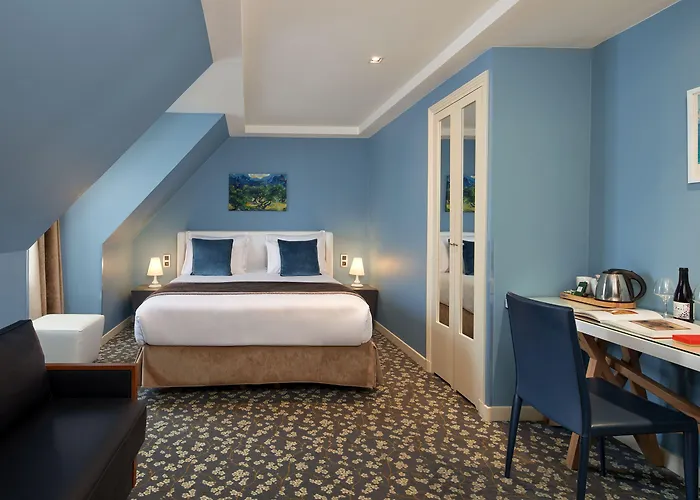 Grand Malher 3* باريس